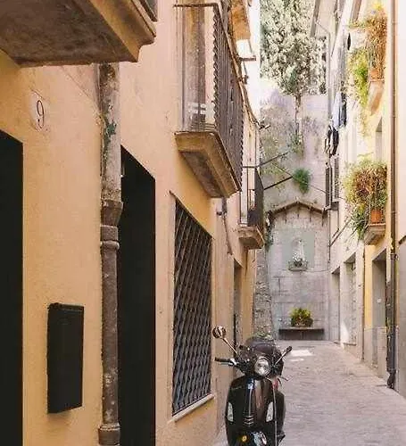 Velo Vern 1- Beautiful New 2 Bed Ensuite * Girona