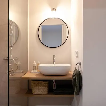 Velo Vern 1 Beautiful New 2 Bed Ensuite